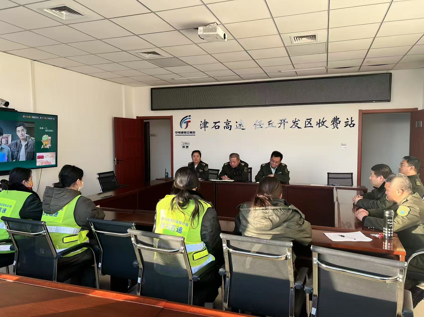 反腐为了人民.jpg 反腐为了人民.jpg