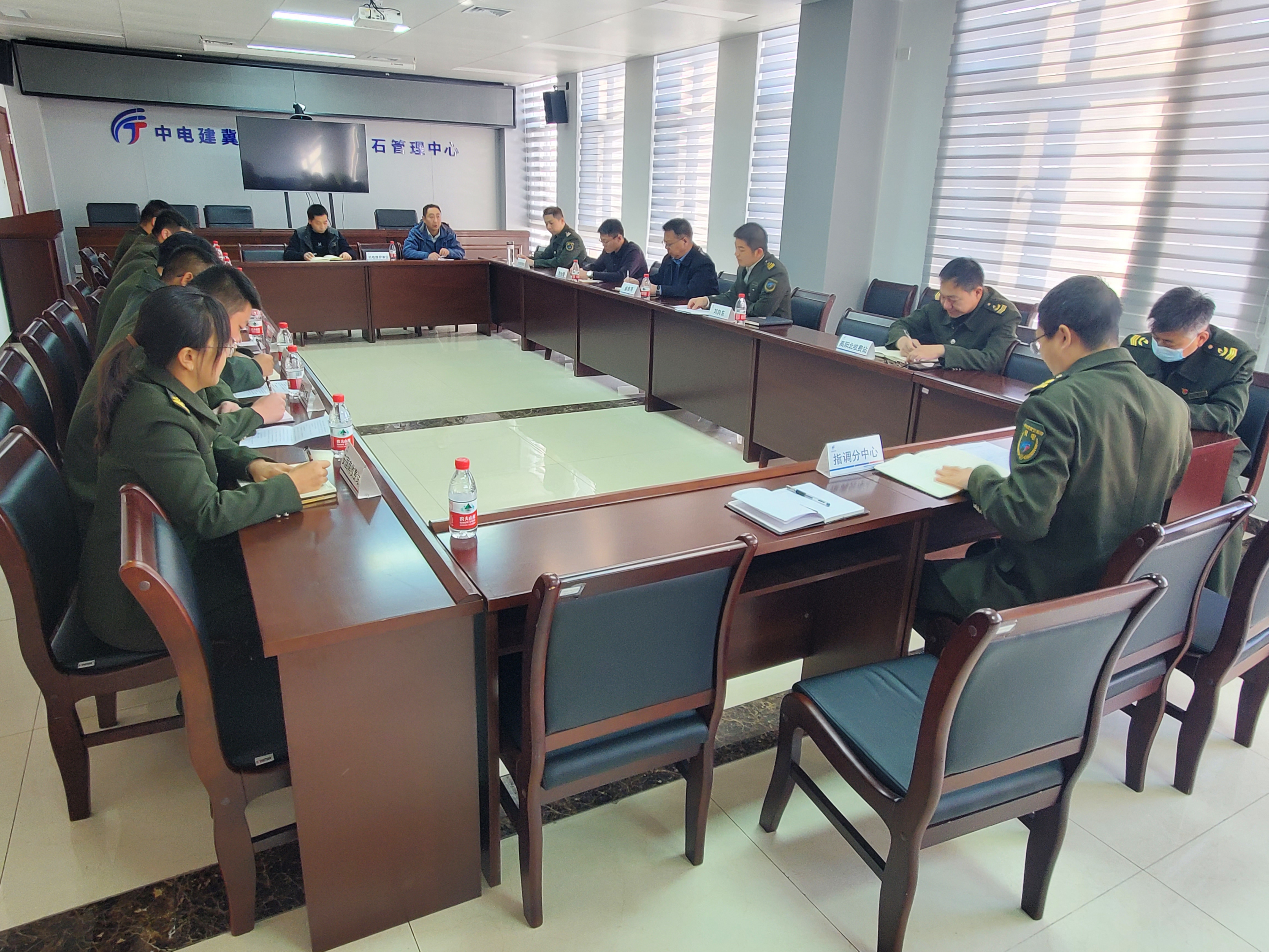 7029b04ce76a238a5bfa82d1e346dbf.jpg 7029b04ce76a238a5bfa82d1e346dbf.jpg