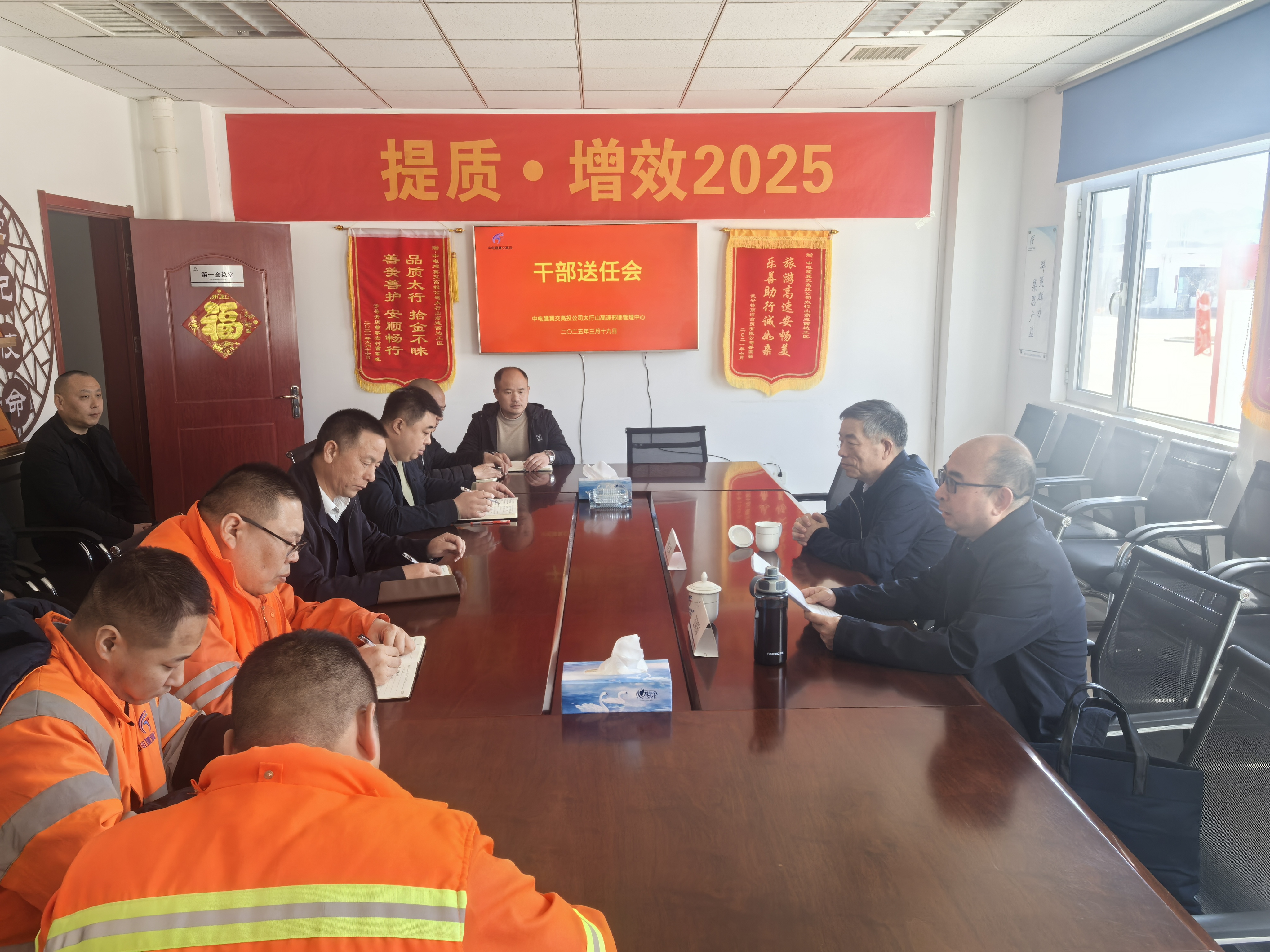 C:\Users\lx\Desktop\01.jpg C:\Users\lx\Desktop\01.jpg