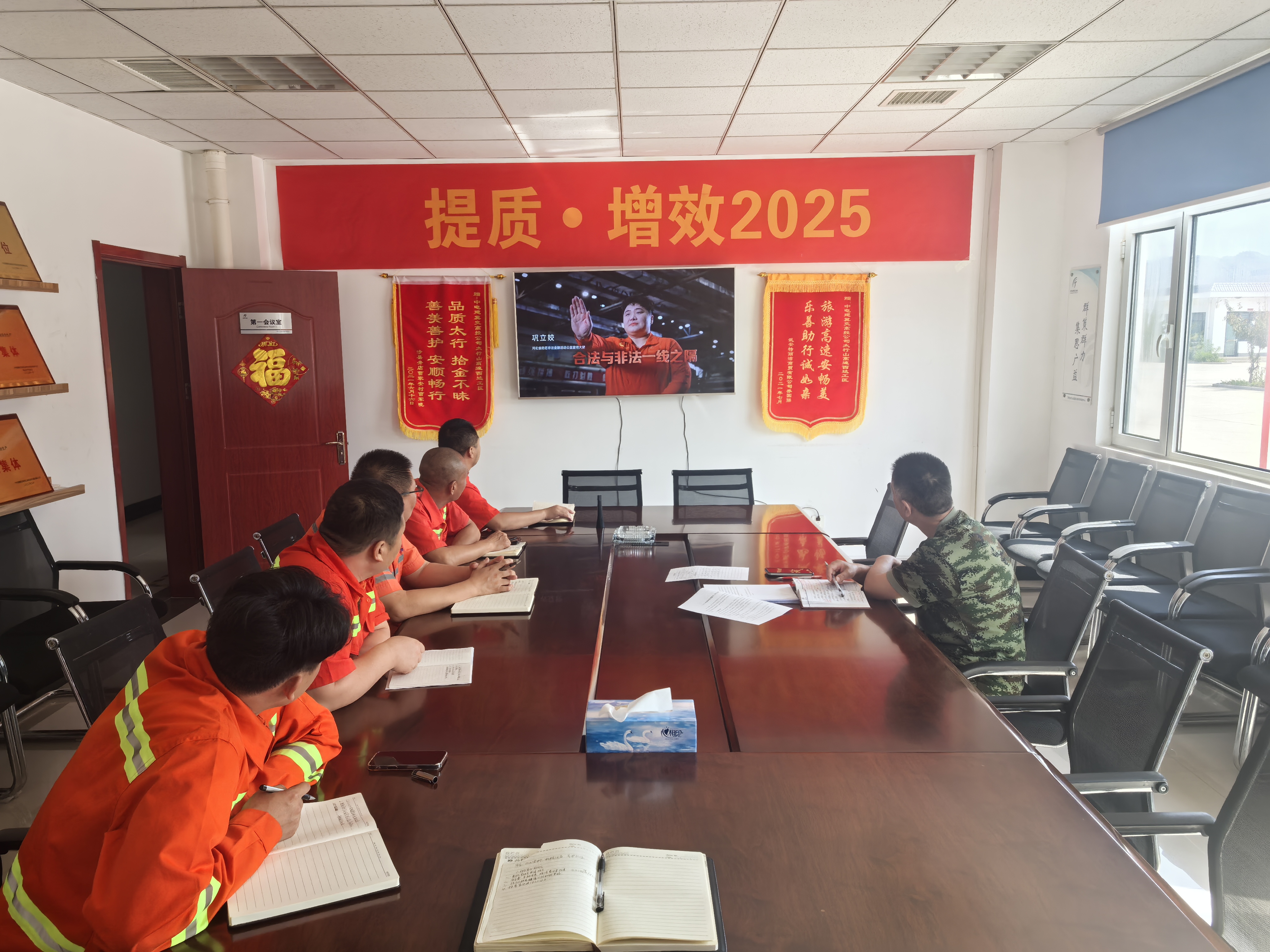 cdfa4341a47300547e2de59ba0ac961.jpg cdfa4341a47300547e2de59ba0ac961.jpg