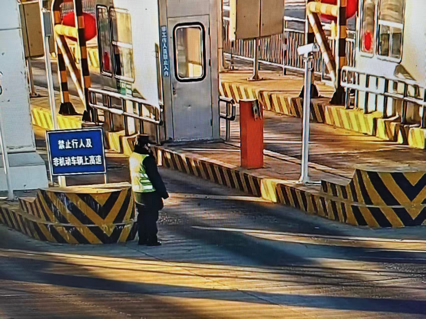 b99c95bb9d47ac8c32be795763a2990.jpg b99c95bb9d47ac8c32be795763a2990.jpg