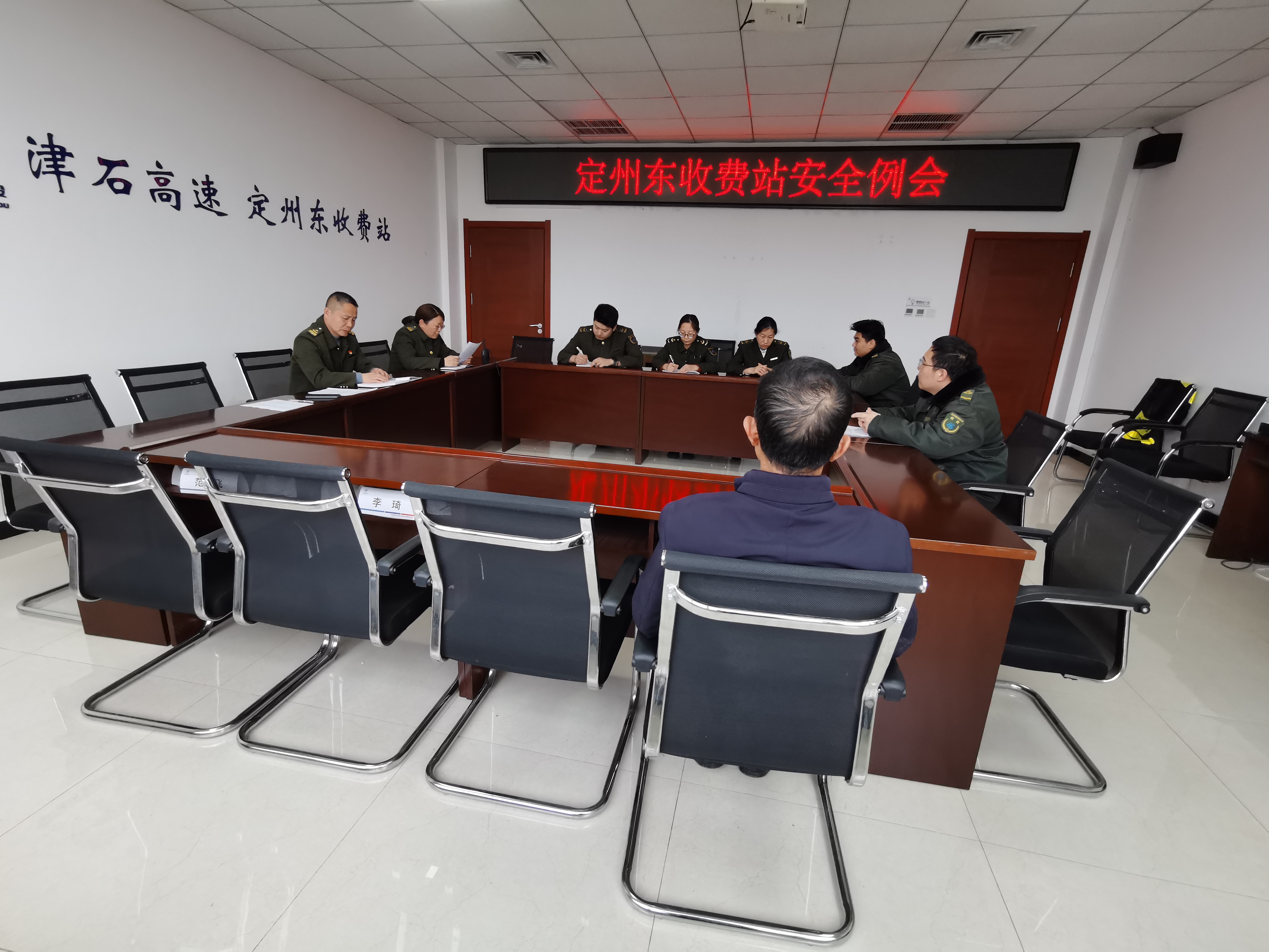 825089ce9a5a7026ae25d833d4b25f3c.jpg 825089ce9a5a7026ae25d833d4b25f3c.jpg