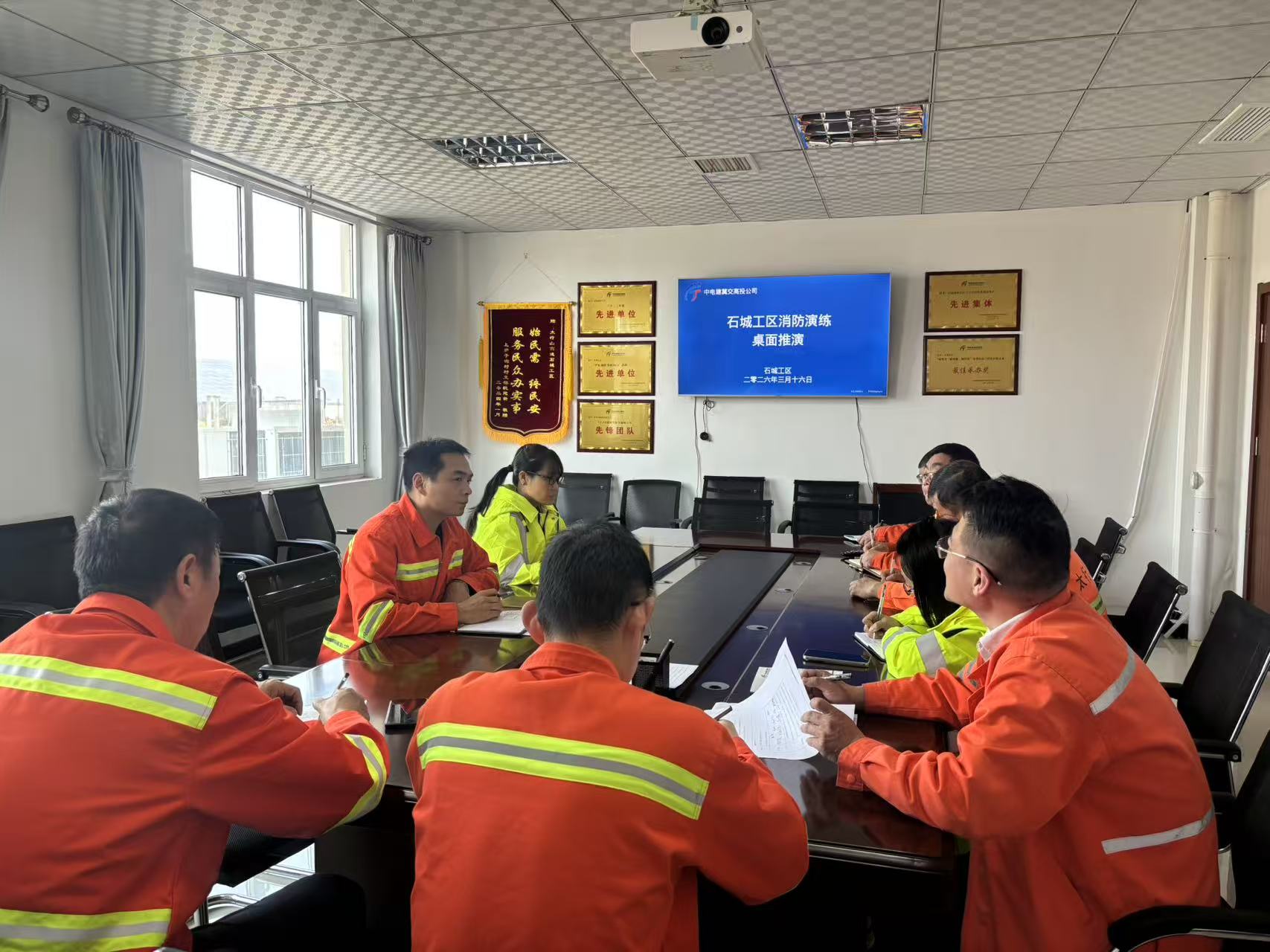 ffbe72c131d1f6976aafbaeeb16490ea.jpg ffbe72c131d1f6976aafbaeeb16490ea.jpg