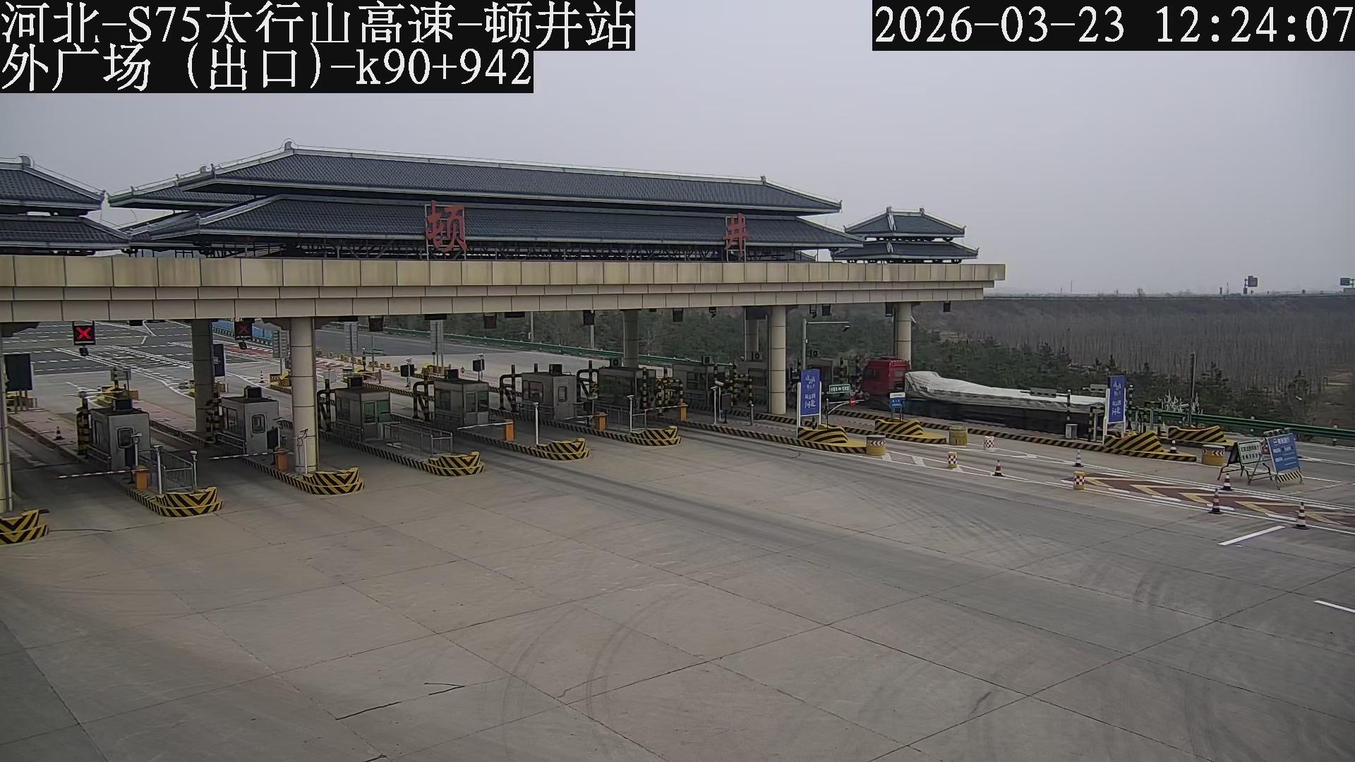 液压轴.jpg 液压轴.jpg